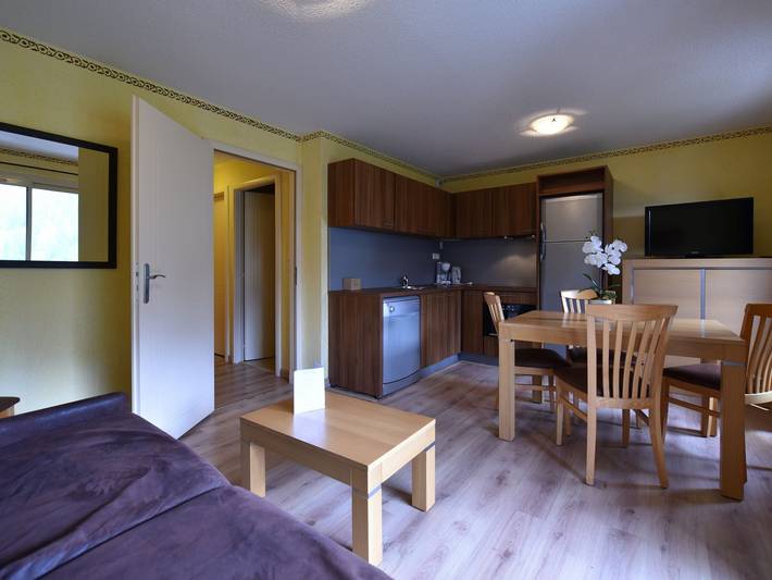 Appartement entier, Chalet à Isola proche des pistes in Isola 2000, Isola