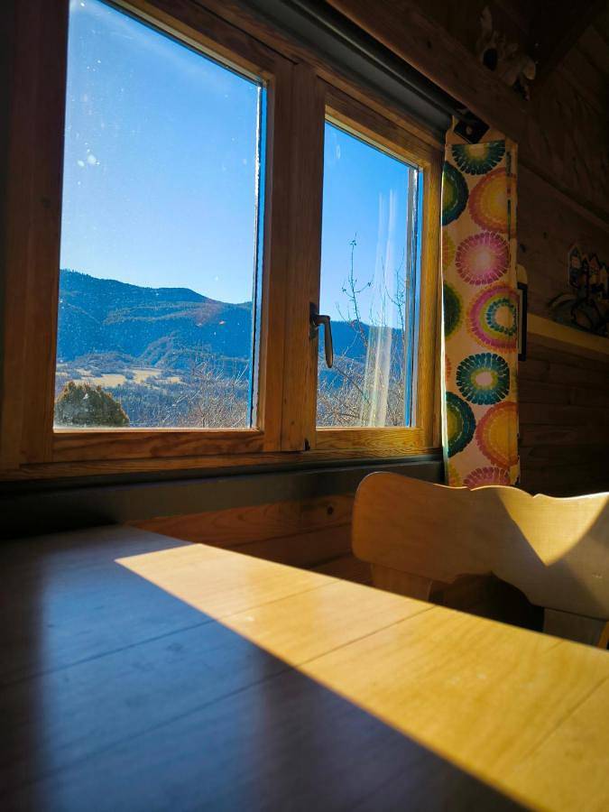 Gîte pour 4 personnes, avec terrasse et vue ainsi que jardin et sauna, animaux acceptés à Bayons - 4