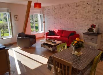 Maison D’hôte pour 4 Personnes dans Neuville-lez-Beaulieu, Parc naturel régional des Ardennes, Photo 3