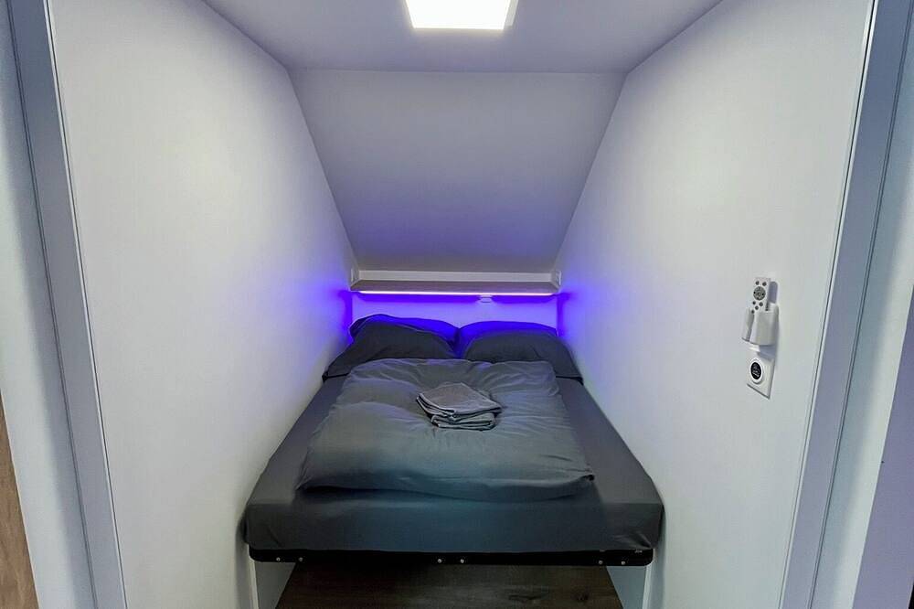 Grange rénovée en Loft pour 15 pers avec salle de réception 80 pers et grand Spa in Léglantiers, Oise