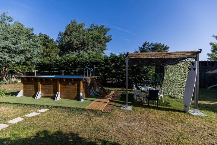 Gîte pour 6 personnes, avec terrasse ainsi que piscine et jardin à Onesse-Laharie - 4