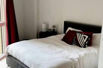 Apartment for 2 People in Harrow, London, Photo 1