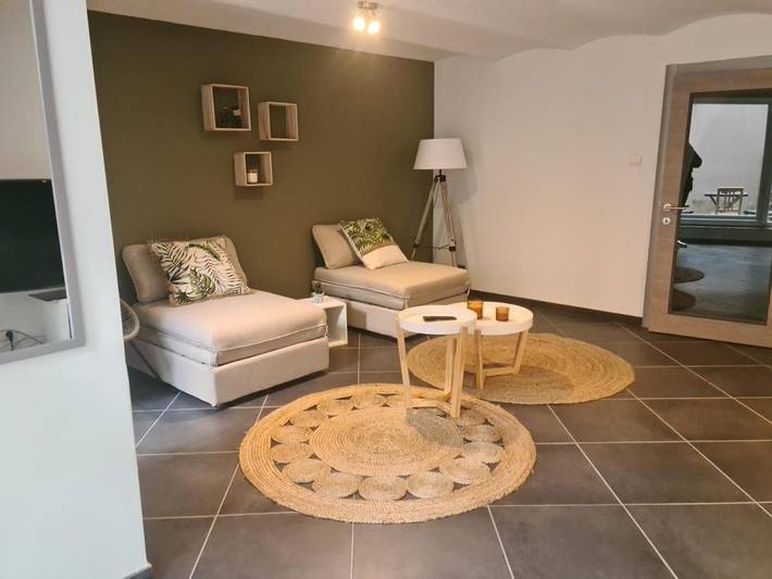 Gîte pour 4 personnes, avec terrasse dans Montignies Sur Sambre