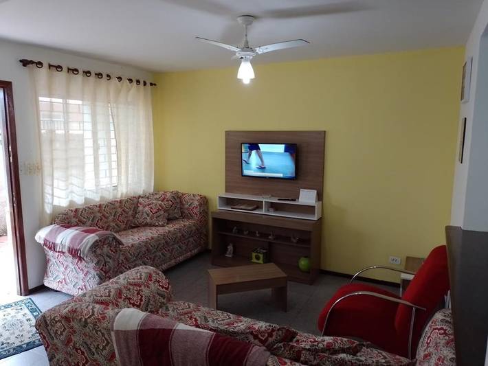 Casas e apartamentos de temporada para 6 pessoas, com jardim e vista, adaptado a crianças em Matinhos