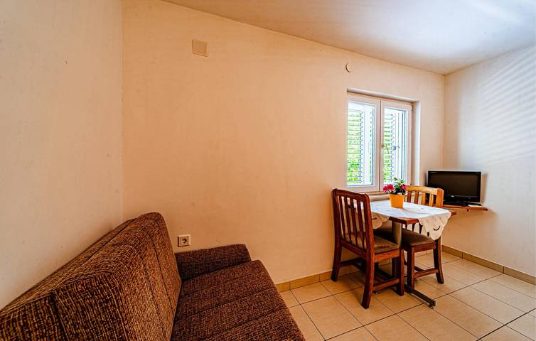 Ganze Ferienwohnung, Gemütliche Ferienwohnung mit Terrasse, WLAN und Parkplatz in der Nähe des Strandes Tri Žala in Viganj, Dubrovnik-Neretva