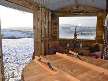 Hut for 2 People in Lancashire, North West England, Photo 4