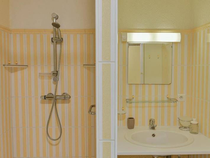 Location de vacances pour 4 personnes, avec terrasse et piscine à Dégagnac - 3