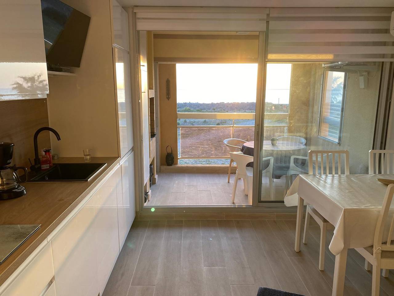 Appartement entier, Appartement Vue mer accès plage 3 étoiles à St Cyprien in Saint-Cyprien, Côte d'Améthyste
