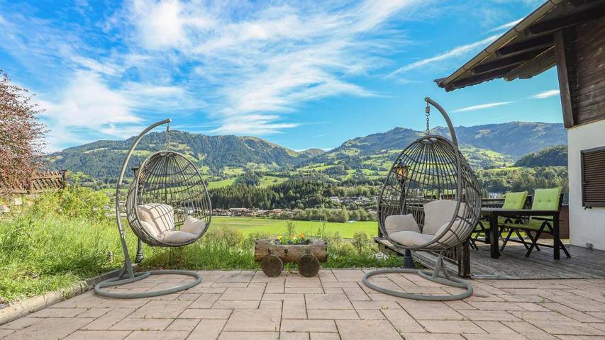 Chalet für 8 Personen, mit Garten und Whirlpool in Kitzbühel - 3