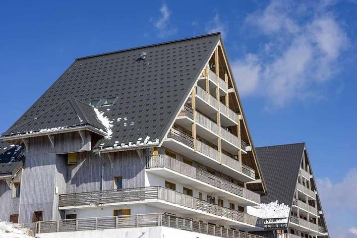 Chalet pour 5 personnes, avec balcon et vue dans Super Besse - 3