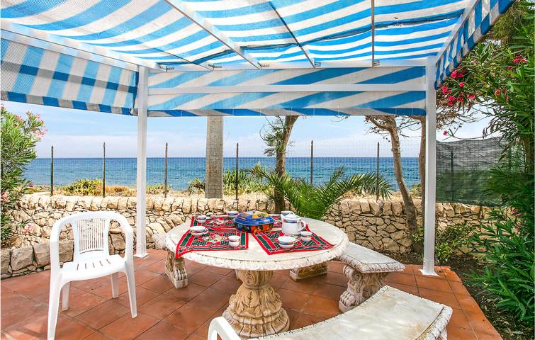 Retiro junto al mar con piscina y cocina americana - 2,5 km de la playa in Marina di Modica, Módica