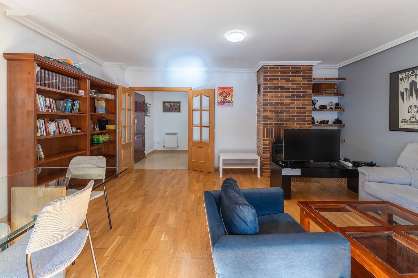 Holiday Home 'Nootka' with Mountain View, Private Garden and Wi-Fi in El Espinar, Segovia Province