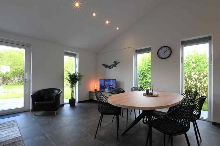 Bungalow für 6 Personen, mit Terrasse und Garten in Julianadorp - 2