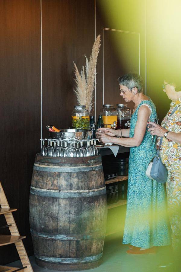 Hôtel pour 2 personnes, avec jacuzzi ainsi que jardin et sauna, adapté aux familles dans Bomal - 4