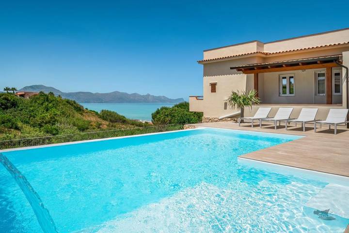 Villa per 6 persone, con piscina e panorama nonché giardino a Alcamo Marina