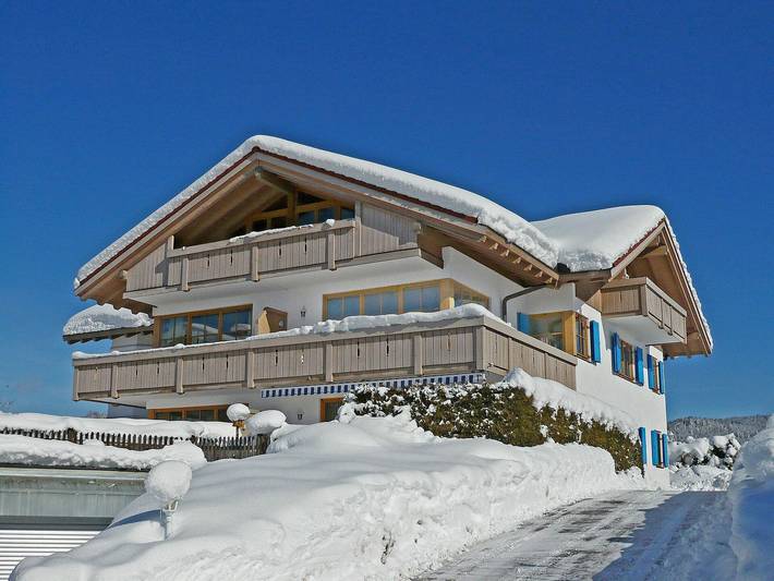 Ferienwohnung für 4 Personen, mit Balkon und Garten in Wallgau