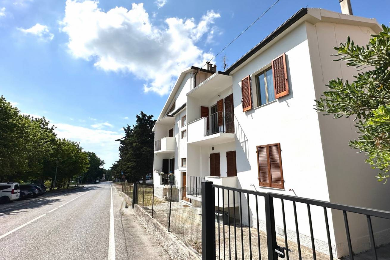 Apartamento entero, S342 - Sirolo, comfortable three-room apartment near the center in Sirolo, Riviera del Conero