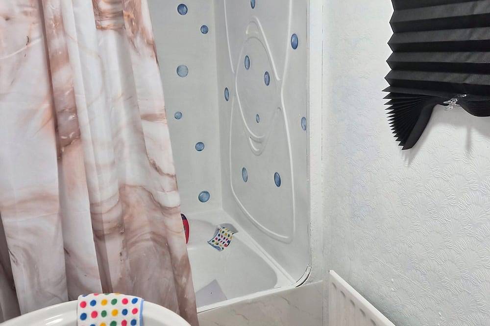Exclusive Mobile Home Based In Countryside But Close To Airport And Towns in Lough Neagh