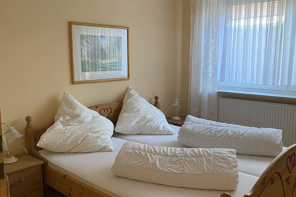 Ganze Wohnung, Freundliche Erdgeschosswohn. zum herrlichen entspannen . Nur 5 Km vom Badeorte in Altfunnixsiel, Wittmund