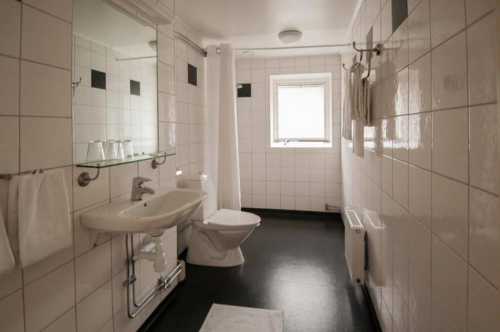 Hotel für 3 Personen, mit Whirlpool und Garten sowie Sauna in Kalmar - 4