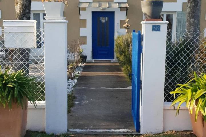 Location de vacances pour 18 personnes, avec Terrasse et Jardin à Mortagne-sur-Gironde