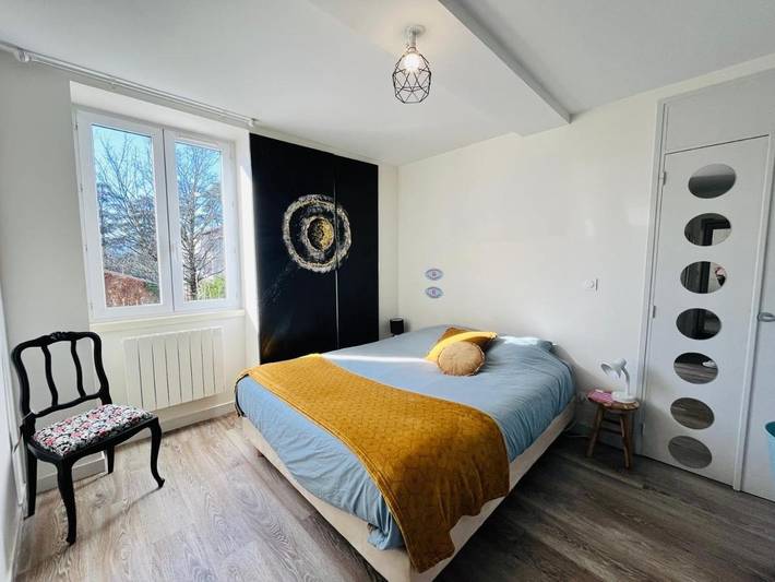 Gîte pour 4 personnes, avec terrasse à Rives - 2