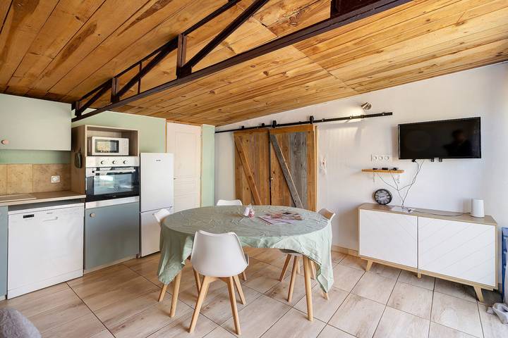 Chalet pour 7 personnes, avec jacuzzi ainsi que jardin et sauna en Gironde - 3