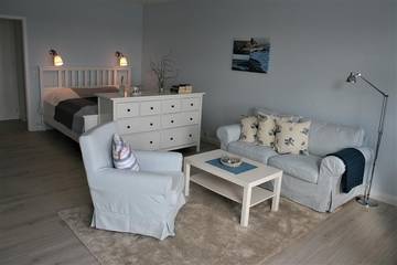 Ferienwohnung für 2 Personen, mit Seeblick und Balkon in Travemünde