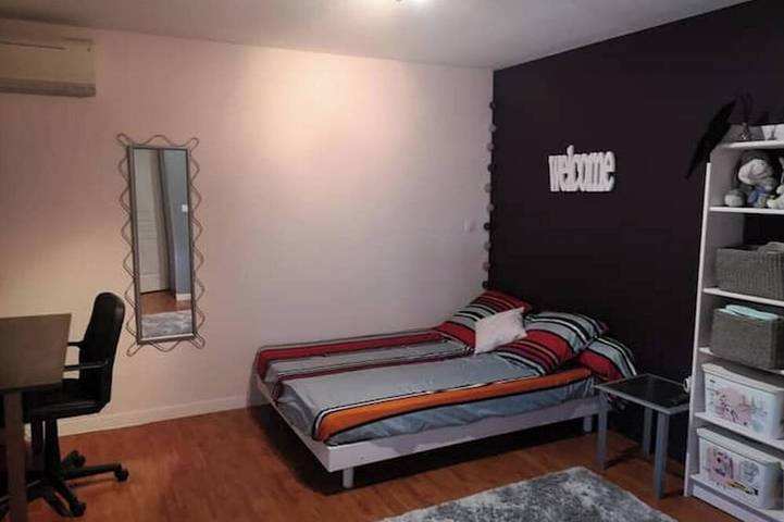 Location de vacances pour 12 personnes, avec jardin et jacuzzi, animaux acceptés à MUS - 2