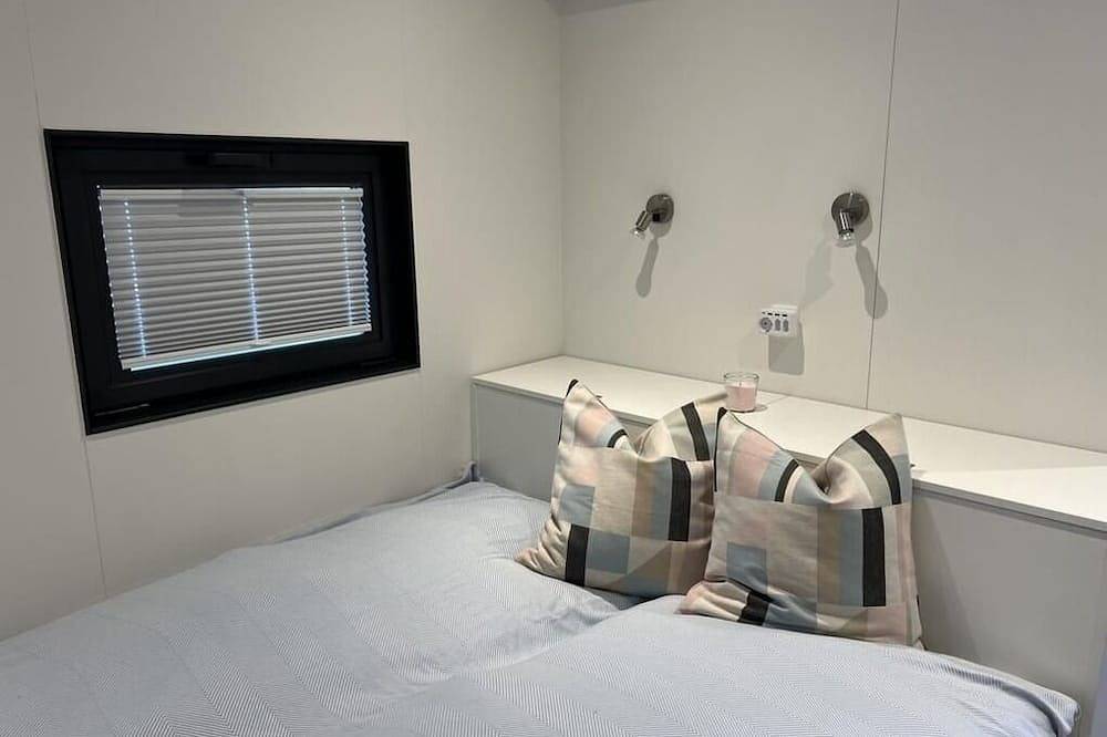 Ganze Wohnung, Hausboot für 6 Gäste mit 45m² in Zehdenick in Zehdenick, Ruppiner Seenland