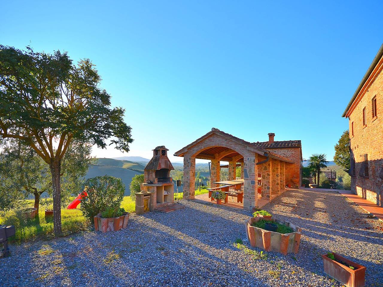 Ganze Wohnung, Wohnung in Peccioli mit Pool in Peccioli, Pisa Provinz