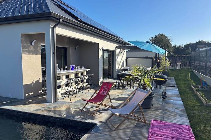 Ferienhaus für 8 Personen, mit Whirlpool und Terrasse sowie Garten