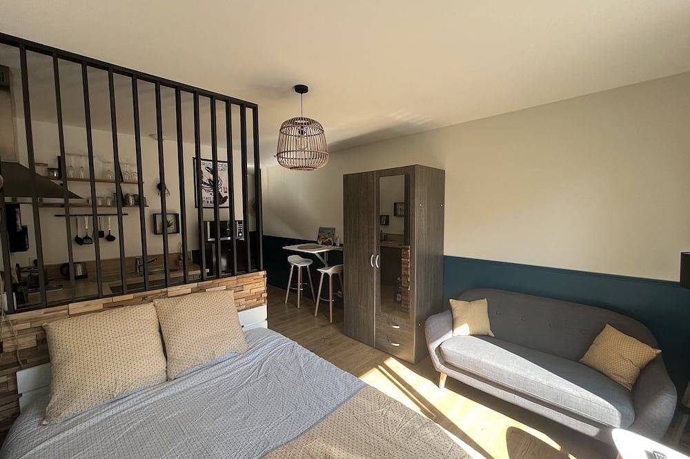 Appartement entier, Studio \"La Fregate\" - Proche Centre in Lorient, Côte des Mégalithes
