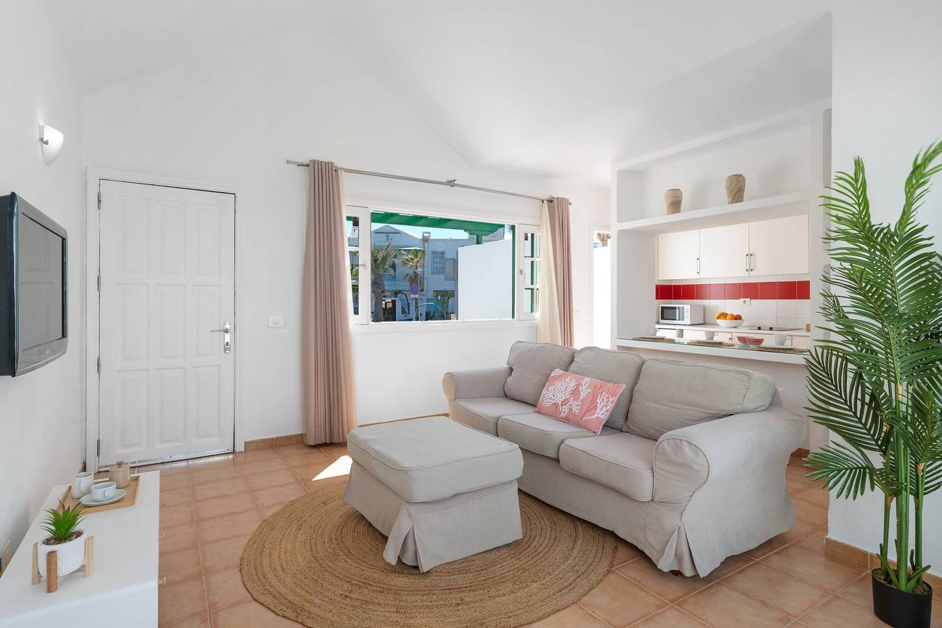 ‘Alma Ocean View’ met Zeezicht, Gedeeld Zwembad en Wi-Fi, foto 7