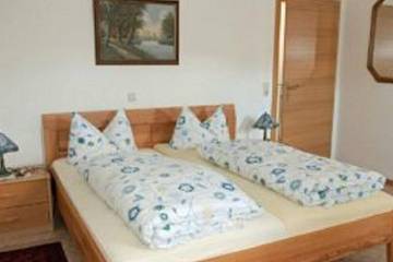 Ferienwohnung für 3 Personen in Mehring