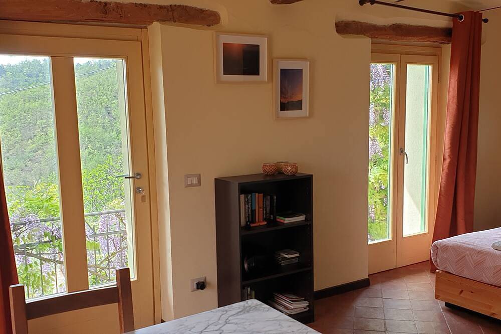 Appartamento intero, Monolocale La Ginestra con vista sulla torre medievale di Merana in Merana, Provincia d'Alessandria