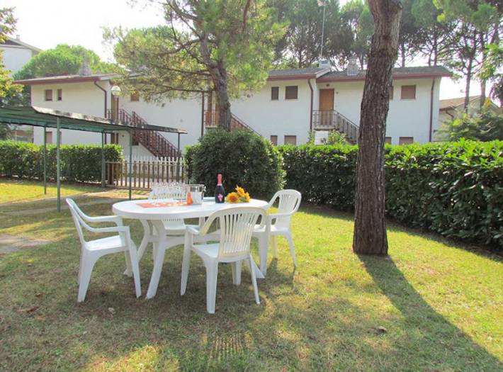 Villa pour 8 personnes, avec jardin, animaux acceptés à Bibione - 2