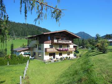 Gîte pour 4 personnes, avec balcon et jardin à Hochfilzen