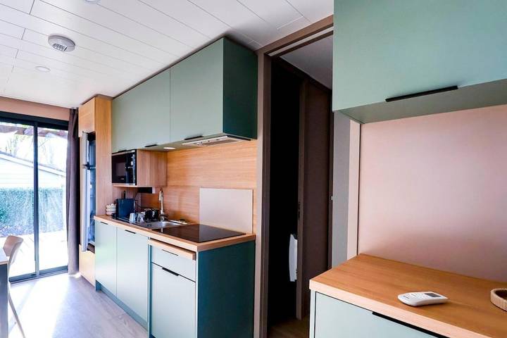 Gîte pour 6 personnes, avec jardin ainsi que terrasse et piscine à Rivières - 2