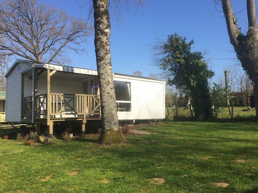 Flower Camping Côté Lac - Mobilheim 4 personen - Relax Komfort in Verruyes, Deux-Sèvres