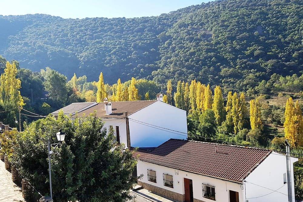 Casa Cañada 2, ideal for couples and small families. in Benamahoma, Grazalema