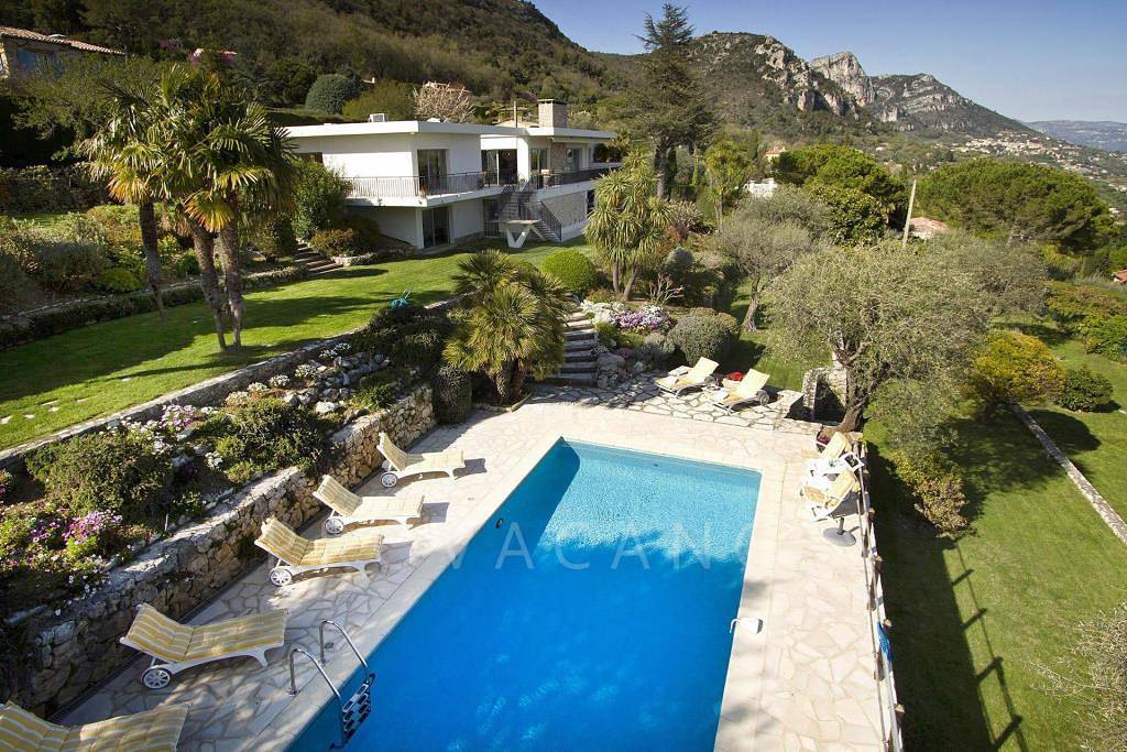 Schönes Ferienhaus mit Pool und Panoramablick in Vence in Vence, Mittelmeerküste (Frankreich)