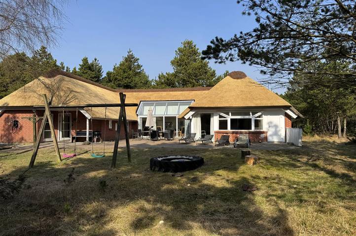 Ferienhaus für 10 Personen, mit Sauna und Whirlpool, mit Haustier in Blavand