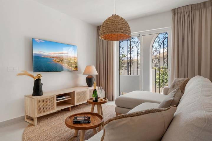 Chalet para 8 personas, con terraza y vistas en Estepona