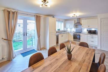 Apartment for 7 People in Whitby, North Yorkshire, Photo 2