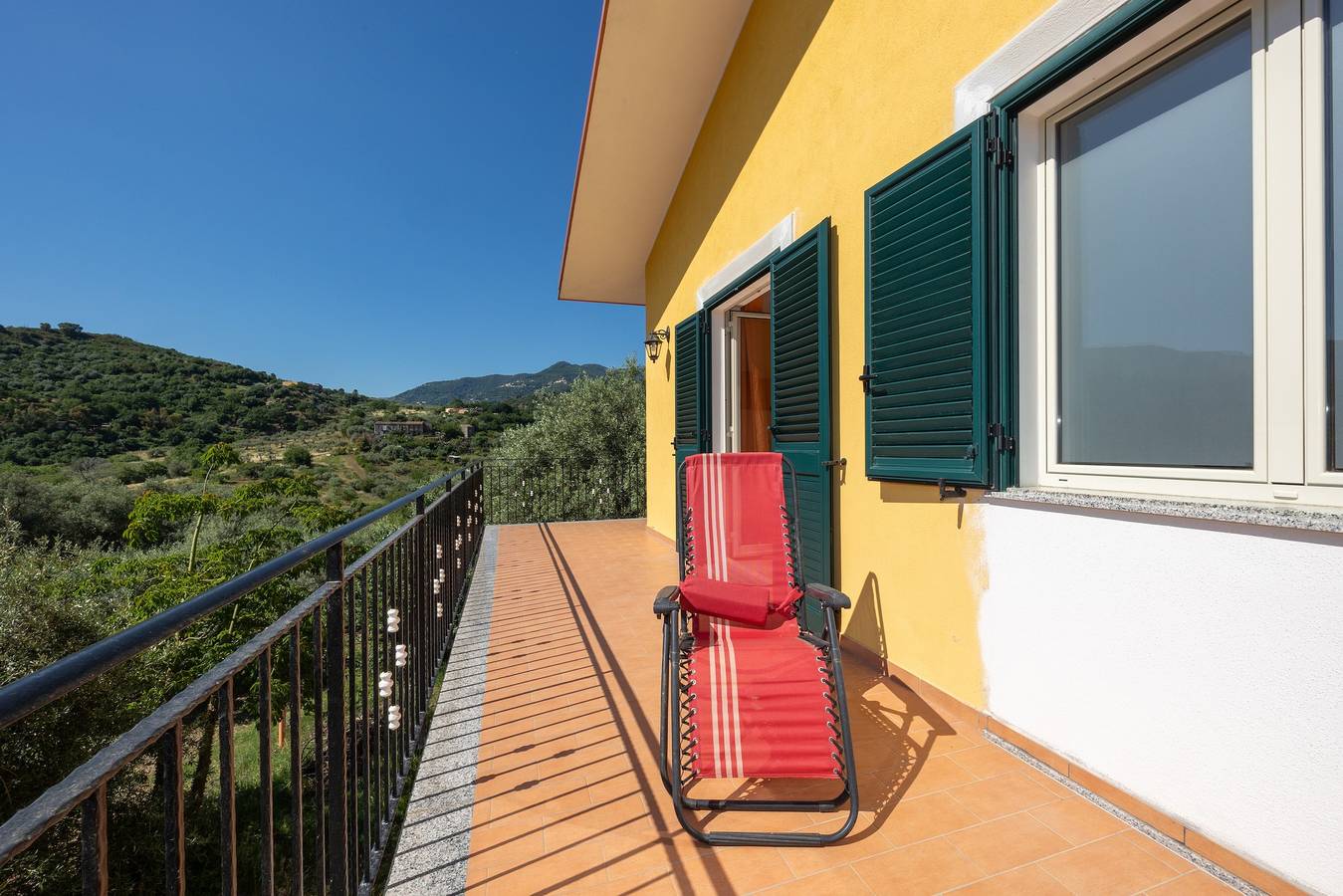 Appartamento intero, Appartamento "Mare Natura" con terrazza condivisa e Wi-Fi in Patti, Provincia di Messina