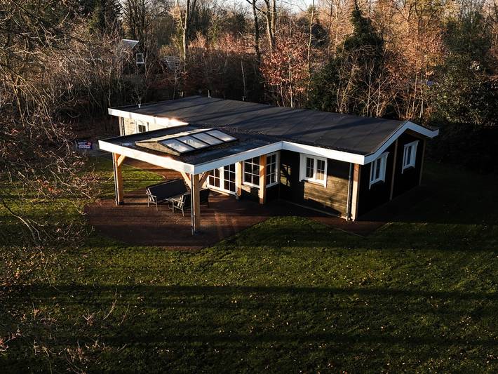 Bungalow für 6 Personen, mit Terrasse und Garten, mit Haustier - 1