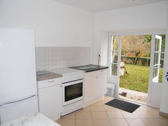 Location de vacances pour 4 personnes, avec piscine et jardin à Montpellier-de-Médillan - 2