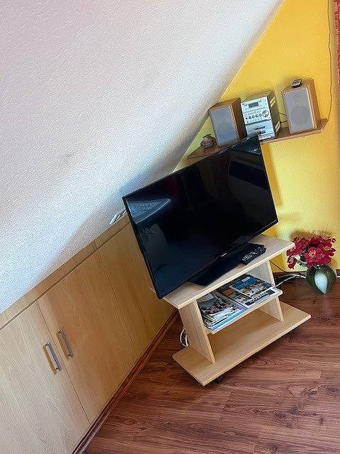 Ganze Ferienwohnung, Ferienwohnung Familie Heß - Fw mit 1 komb. Wohn-/Schlafraum, Kochzeile, Bad, Du+Wc, 50 m², 2 P., 1.Et in Ilmtal, Thüringer Kernland