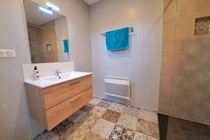 Location de vacances pour 3 personnes, avec piscine ainsi que jardin et terrasse à Paulhiac - 4